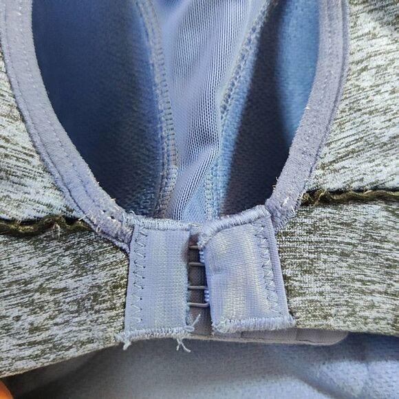 VSX Sport Victoria's Secret The Standout Halter Sports Bra 40D - Picture 10 of 13